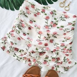 Ivory and pink floral print mini skirt